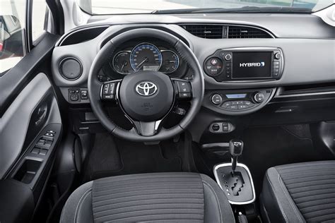 Novo Toyota Yaris 2016 | Autos Novos