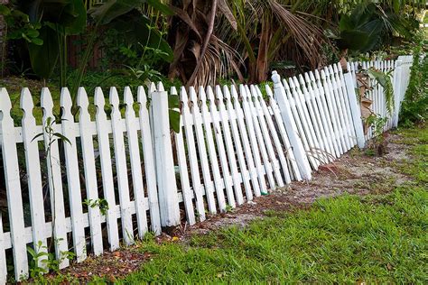 How To Fix Leaning Fence Post | Storables