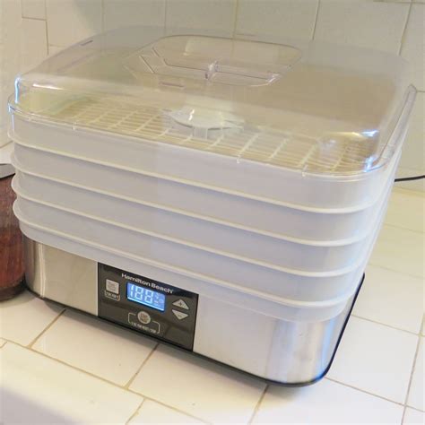 Hamilton Beach 5-Shelf Digital Food Dehydrator Review: Bulky, But Reliable