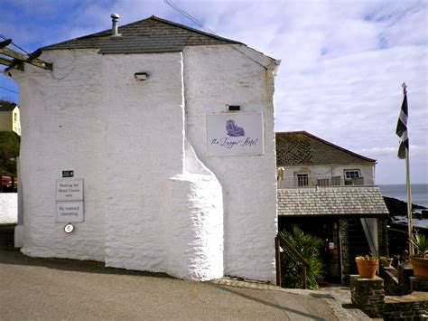 The Lugger Hotel, Portloe, Cornwall - Thoroughly Modern Milly