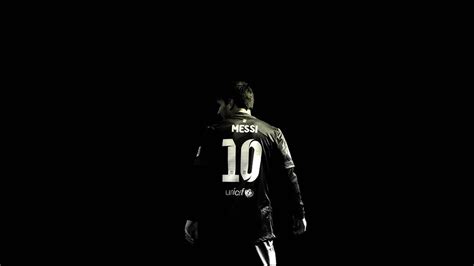 4K Lionel Messi: Dark Wallpaper