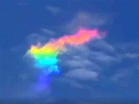 Stunning iridescent cloud captured over Ribeirao Claro, Brazil (VIDEO) -- Earth Changes -- Sott.net