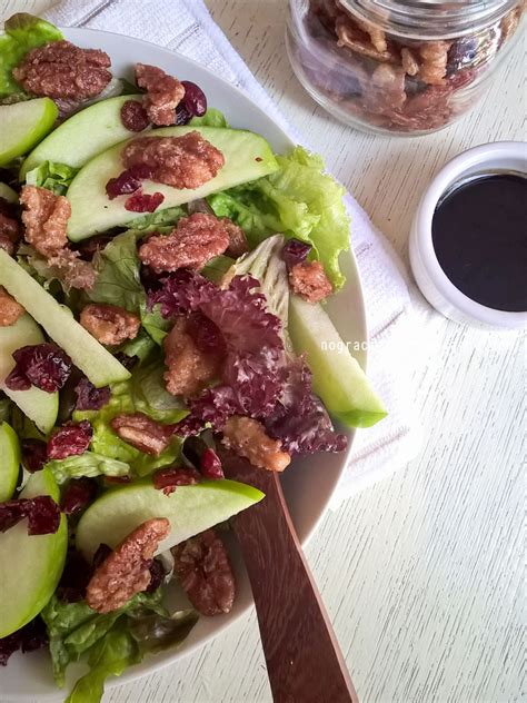 Ensalada de manzana, cranberry y pecanas | Recetas veganas