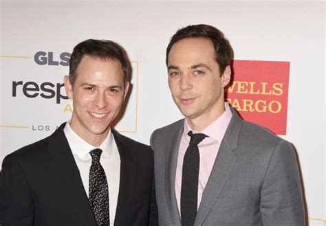 'Big Bang Theory' Star Jim Parsons Marries Longtime Partner Todd Spiewak | HuffPost Entertainment