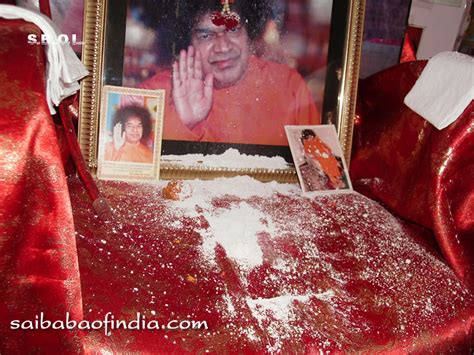 Sathya Sai Baba Vibhuti Miracle: Vibhuti Manifestation in a Devotee's House in India