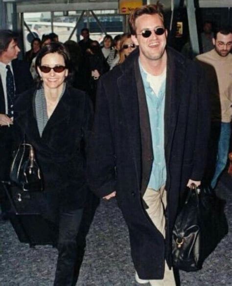 Courteney Cox and Matthew Perry, circa 1998 : r/howyoudoin