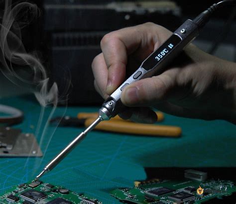 Review: TS100 Soldering Iron - Best Portable & Field Repairing Tool - Oscar Liang