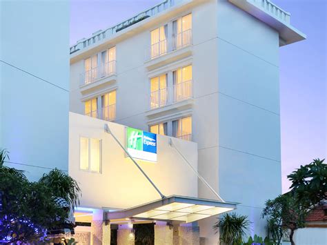 Holiday Inn Express Bali Kuta Square Hotel in Bali, Indonesia - Bali Hotels