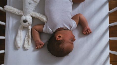 6 most popular baby sleep-training methods explained