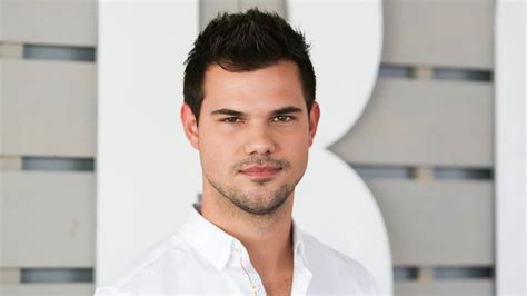 39 Facts about Taylor Lautner - Facts.net