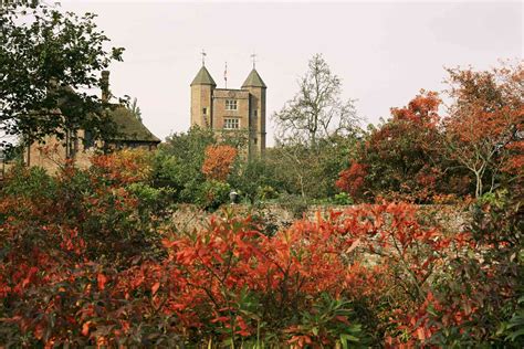 Sissinghurst Castle Garden - England's Most Romantic