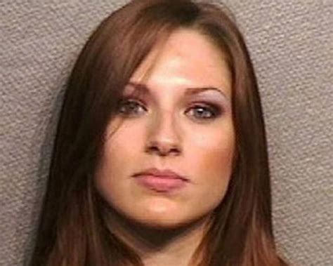 35 Of The Hottest Mugshot Girls And Why They Got Busted - Wow Gallery | eBaum's World