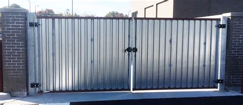 Slide & Swing Gates | Peerless Fence