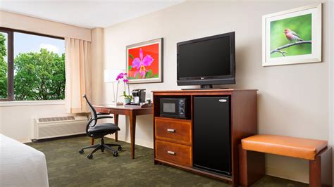 Holiday Inn Secaucus Meadowlands - Secaucus, NJ - Business Profile