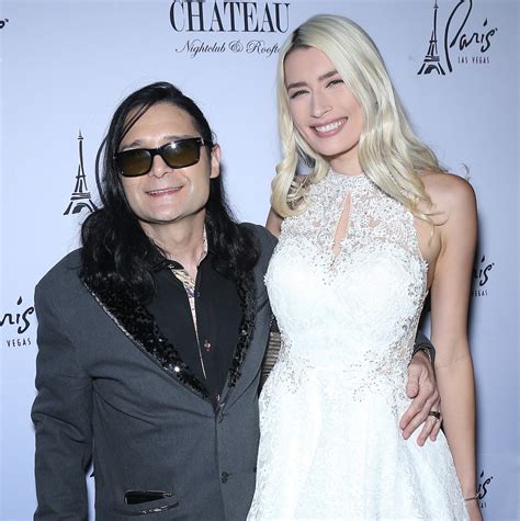 Corey Feldman Marries Longtime Girlfriend Courtney Anne in Las Vegas ...