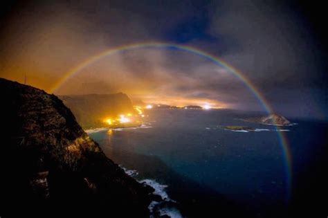 5 Stunning “Moonbow” Photos