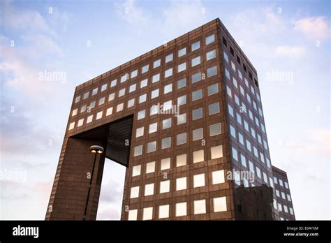 No. 1 London Bridge offices building, London, UK Stock Photo - Alamy