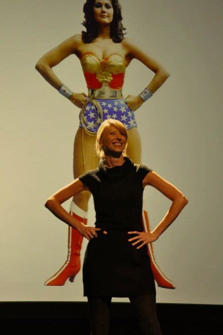 Amy Cuddy's Power Poses For Confidence — 7SY