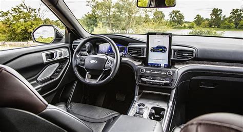 2019 Ford Explorer Plug-In Hybrid Platinum (Euro-Spec) - Interior, car ...