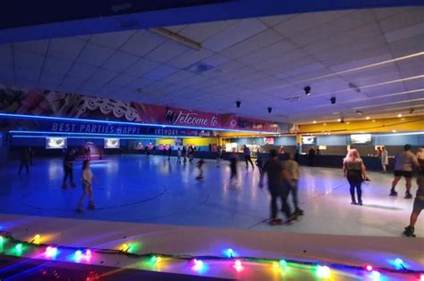 Skating for Kids in North Brisbane | Skateaway Albany Creek - Brisbane Kids