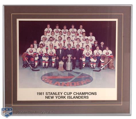 Lot Detail - Clark Gillies’ 1980-81 New York Islanders Stanley Cup Champions Team Photo