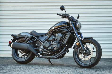 What It’s Like Riding the Honda Rebel 1100 DCT, A Review - Asphalt & Rubber