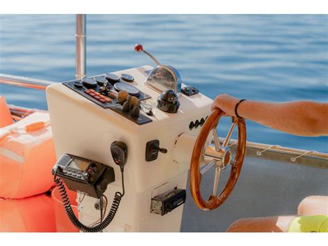 Boat Control Unit | Operation and Installation - Nootica - Water addicts, like you!