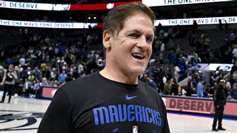 Mark Cuban to sell majority stake of Mavs, retain control of basketball ops | Yardbarker