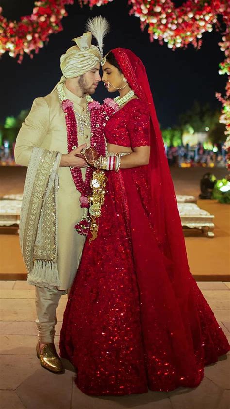 Priyanka Nick wedding: The newlyweds' Hindu and Christian wedding ...