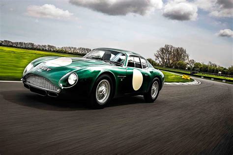 1961 Aston Martin DB4 GT Zagato MP209 on track in heroic 2 VEV and Doug ...