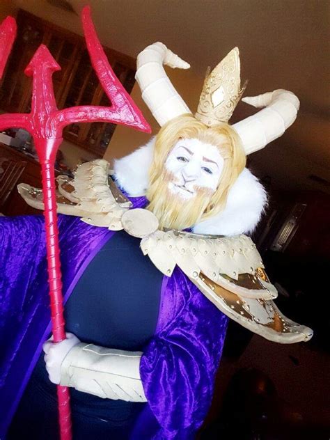 Asgore Dreemurr (WIP) | Cosplay Amino