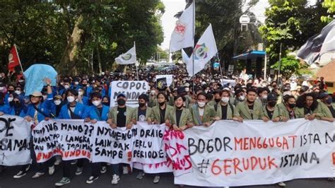 Demo mahasiswa. (Viva)