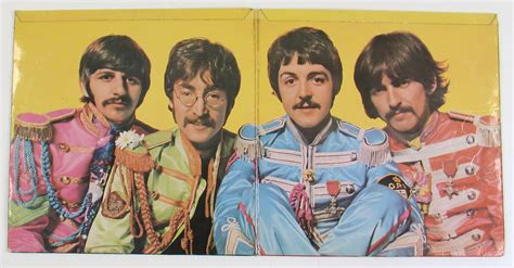 Lot Detail - Original 1967 Beatles "Sgt. Peppers" Album Mono