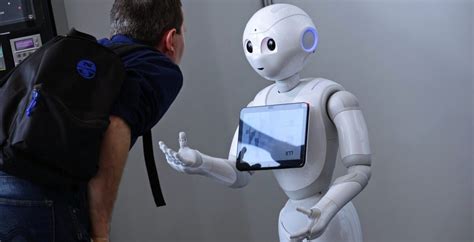 Human Interaction in the World of Robots | Kettering University Online