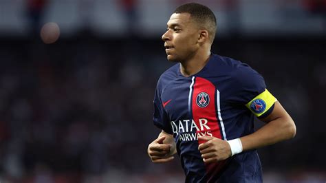 Real Madrid Urged to Break Deadlock in Toxic Mbappé Saga at PSG