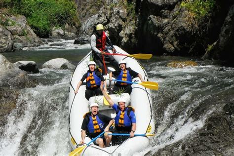 Rafting in the Yaque Del Norte River from Jarabacoa - Civitatis