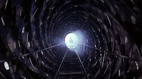 Official Trailer: Event Horizon (1997) - YouTube