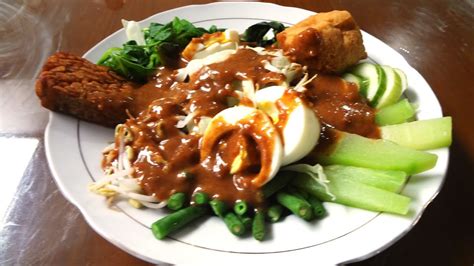 Gado-gado vegetable salad - YouTube