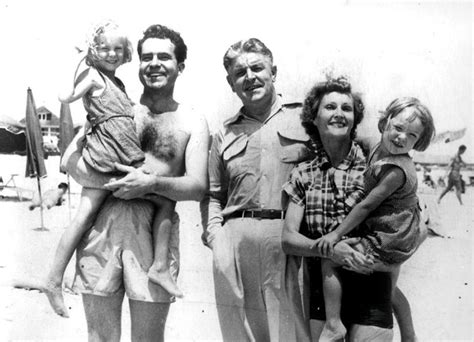 Richard Nixon and family at Rehoboth Beach | Cape Gazette