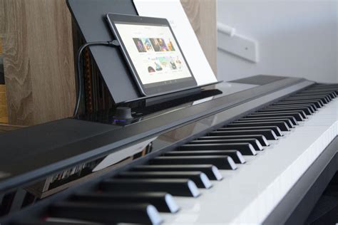 One Keyboard Pro Essential review: Follow the lights for learning ease