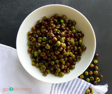 Crunchy Green Pea Snacks - go2kitchens