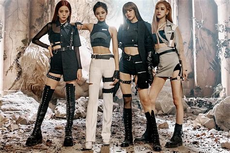 4 Of BLACKPINK's Most Legendary Outfits Throughout The Years - Koreaboo