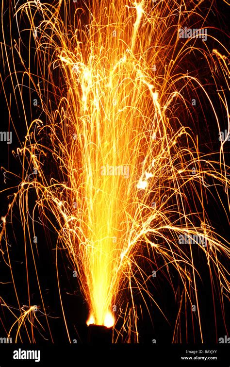 Night time sparks hi-res stock photography and images - Alamy