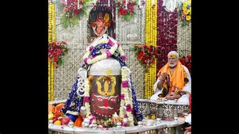 PM Modi opens Ujjain corridor to boost Mahakal temple glory | Latest ...