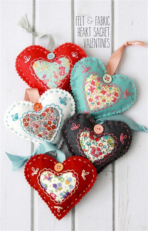 Imagen relacionada | Felt crafts, Valentine crafts, Valentines diy