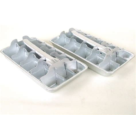 2 Aluminum Ice Cube Trays Small BPA-free