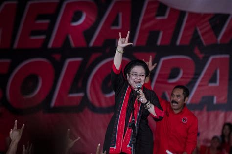 Longest-running party leader Megawati may lead PDI-P again - Politics ...