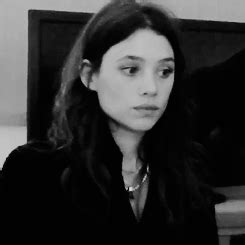 Pin by bri𝗇𝖺 !! on female face claims | GIFS | Astrid berges frisbey, Portrait, Euro chic