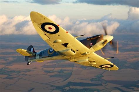 Supermarine Spitfire | Aircraft, Vintage aircraft, Spitfire airplane