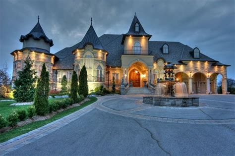 Properties in Oakville Ontario Summoning Attention | Luxury homes dream houses, Mansions luxury ...